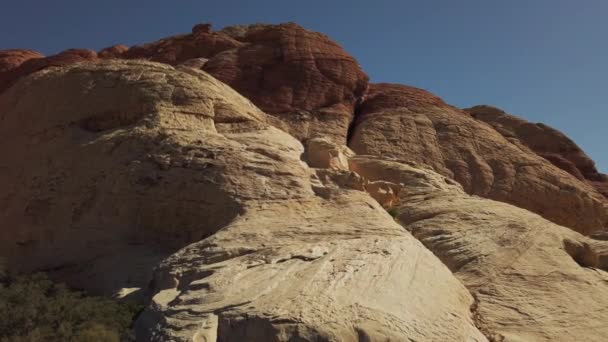 Pedra Vermelha Cobre Desfiladeiro Cor Vermelha Plena Luz Solar Nevada — Vídeo de Stock