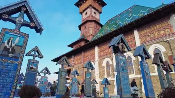 Sapanta Romania January 2022 View Multiple Tombstones Church Merry Cemetery — 图库视频影像