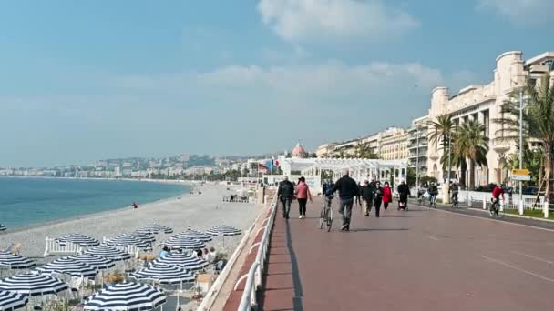 Nice France March 2022 Streetscape City 堤防の通り 歩行者 地中海沿岸 — ストック動画