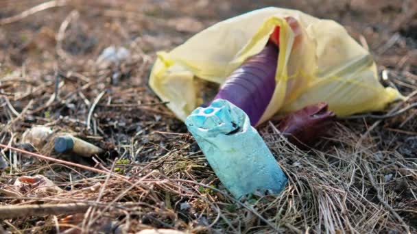 Земля Пластиковыми Бутылками Мешке — стоковое видео