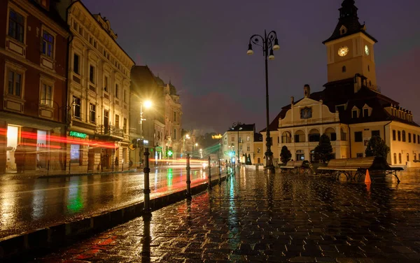 Streetscape Της Κεντρικής Θέσης Στο Νοτιοανατολικό Τμήμα Της Τρανσυλβανίας Γεμάτη — Φωτογραφία Αρχείου