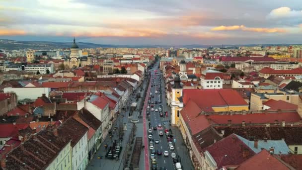 Vista Aérea Centro Cluj Pôr Sol Roménia Cityscape Pessoas Ambulantes — Vídeo de Stock