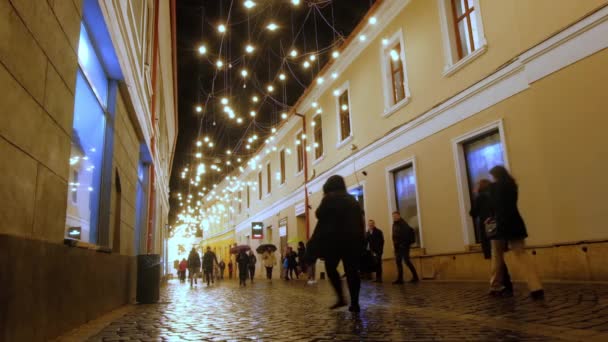 Cluj Romania April 2022 Street Scape City Centre Evening Pedestrian — Stock Video