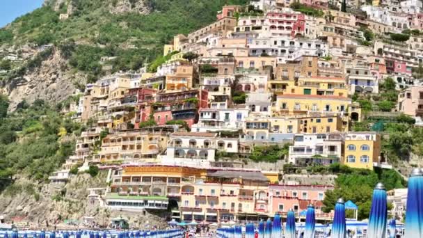 Positano Italy May 2022 Οδικό Τοπίο Της Πόλης Που Βρίσκεται — Αρχείο Βίντεο