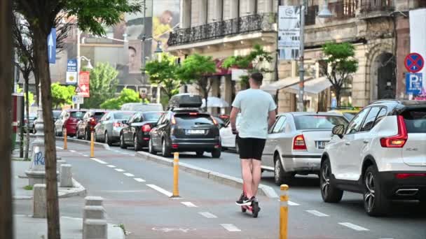 Bucharest Roménia Maio 2022 Paisagem Urbana Estrada Com Carros Ciclovias — Vídeo de Stock