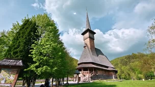 Barsana Romania Mayis 2022 Barsana Manastırı Romanya Ana Kilise Yeşillik — Stok video