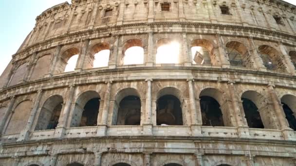 Colosseum Található Ókori Róma Központjában Olaszországban Napfény — Stock videók