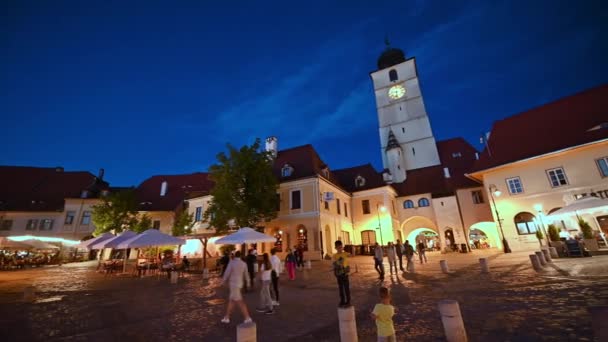 Sibiu Roménia Maio 2022 Vista Centro Histórico Cidade Noite Torre — Vídeo de Stock