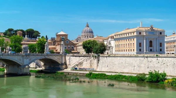 Rome Italy June 2022 View Tiber River Center City Embankment — Stok Foto