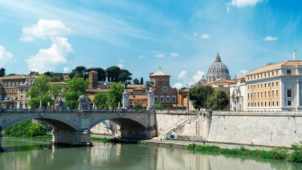 Rome Italy June 2022 View Tiber River Center City Embankment — Stok Foto