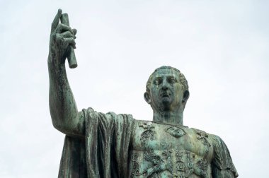 Roma, İtalya 'da Augustus Sezar' ın heykeli