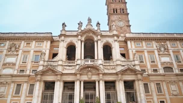 Old Building Made Classic Style Sculptures Painted Facade Rome Italy — Stock video