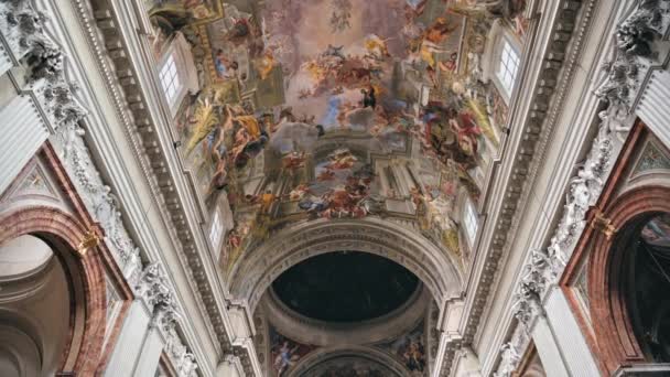 Roma Italia Junio 2022 Interior Una Iglesia Con Pintura Techo — Vídeos de Stock