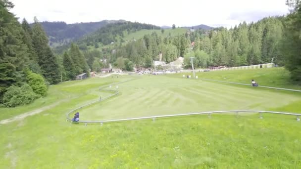 Aerial Drone View Summer Toboggan Alpine Coaster Carpathians Romania Hills — Stock Video