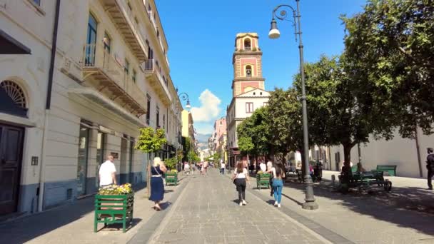 Sorrento Italy June 2022 Вуличний Вид Центр Міста Вулиця Прогулянковими — стокове відео