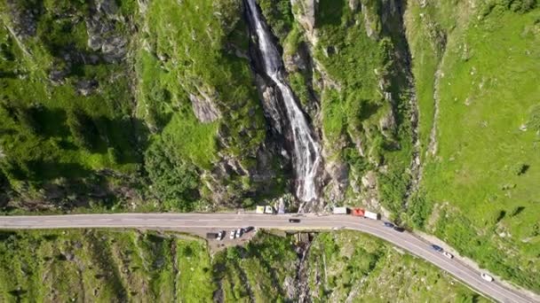 Aerial Drone View Nature Romania Transfagarasan Route Carpathian Mountains Waterfall — Vídeos de Stock