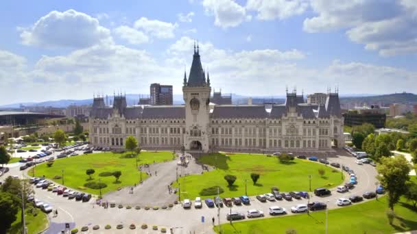 Flygdrönare Utsikt Över Kulturpalatset Iasi Centrum Rumänien Square Med Stephen — Stockvideo