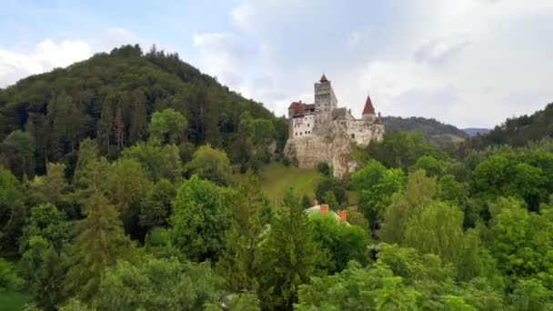 Vista Aérea Desde Avión Tripulado Del Castillo Bran Rumania Castillo — Vídeo de stock