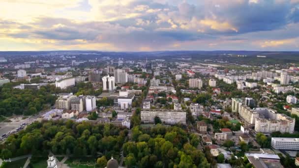 Légi Felvétel Chisinau Ról Moldovából Kilátás Városközpontra Elnökséggel Parlamenttel Több — Stock videók