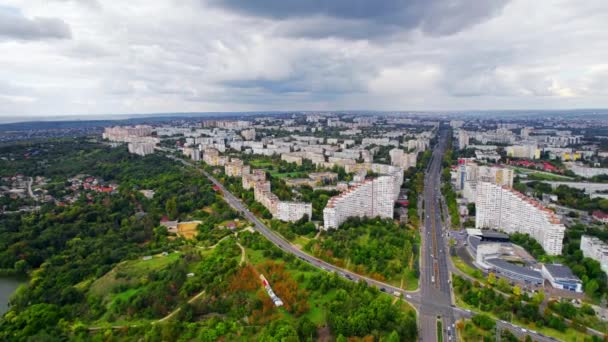 Vista Aérea Del Dron Chisinau Moldavia Vista Del Distrito Residencial — Vídeo de stock
