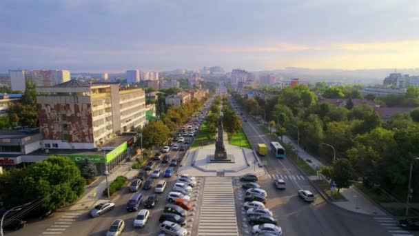 Chisinau Moldova September 2022 Luchtfoto Van Een Straat Steegje Met — Stockvideo