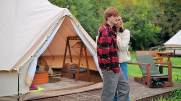 Couple Hugging Each Other Talking Tent Terrace Glamping Lush Forest — Stock Video