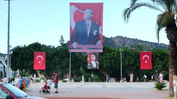Kemer Turkey Září 2022 Pohled Centrální Náměstí Při Západu Slunce — Stock video