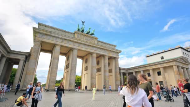 Berlim Alemanha Setembro 2022 Vista Portão Brandemburgo Centro Cidade Turistas — Vídeo de Stock