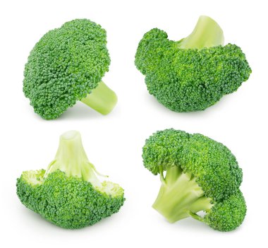 Beyaz bir arka plan üzerinde izole taze yeşil brokoli kümesi.