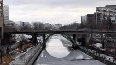 Kışın Kanada, Ottawa 'da Rideau Kanalı