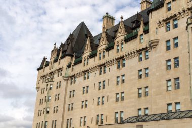 Ottawa, Kanada 'daki eski Chateau Laurier Otel binası.