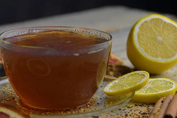 Cup Hot Tea Steam Black Glass Cup Black Tea Cinnamon — Stock Photo, Image