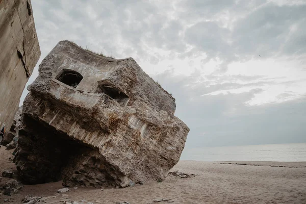 Costruzione Bunker Calcestruzzo Sulle Rive Del Mar Baltico Crollata — Foto Stock