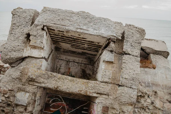 Costruzione Bunker Calcestruzzo Sulle Rive Del Mar Baltico Crollata — Foto Stock