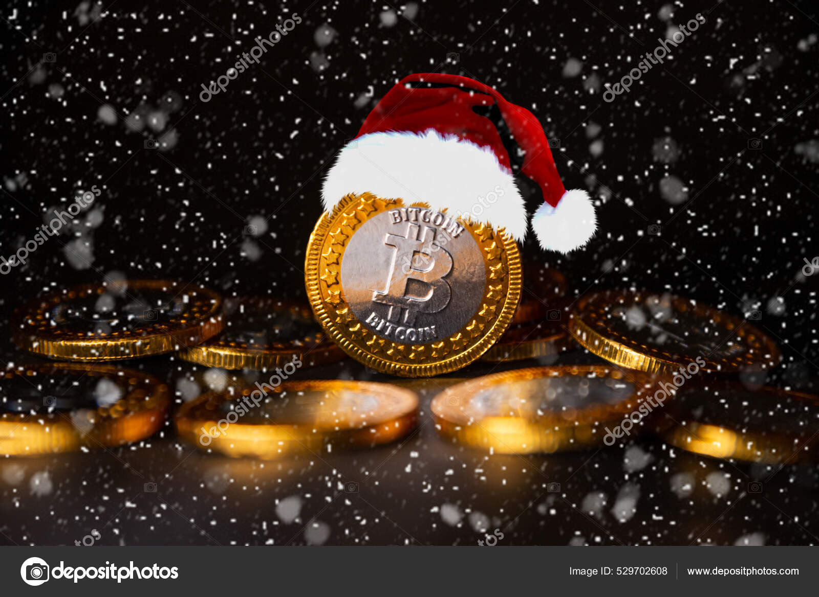 Bitcoin Nos Fundos Natal Bitcoin Ano Novo Criptomoeda Bitcoin Fundo — Foto  editorial © hawkmedialv #529702608