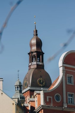LATVIA, RIGA, Mart 2022 - Saint Mary Katedrali, Letonya 'nın Riga kentindeki Evanjelik Lüterci katedralidir..