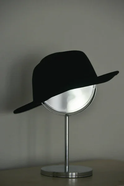 Black Women Hat Placed Make Mirror Interior Accessory — Stockfoto