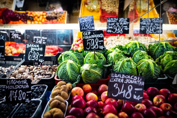 Élelmiszerpiac Budapest Belvárosában Nagyvásárcsarnok Friss Termékek Piactér — Stock Fotó