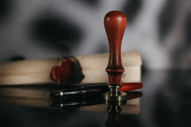 Balmumu mührü ve damgası olan son vasiyet.