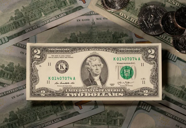 Dwa Banknoty Dolarowe 100 Dolarach Amerykańskich Podkreślono Dolary Waluta Usa — Zdjęcie stockowe
