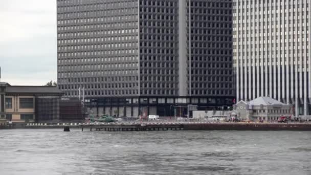 Manhattan New York Usa Října 2019 Vrtulník Přistává Odlétá Helipadu — Stock video
