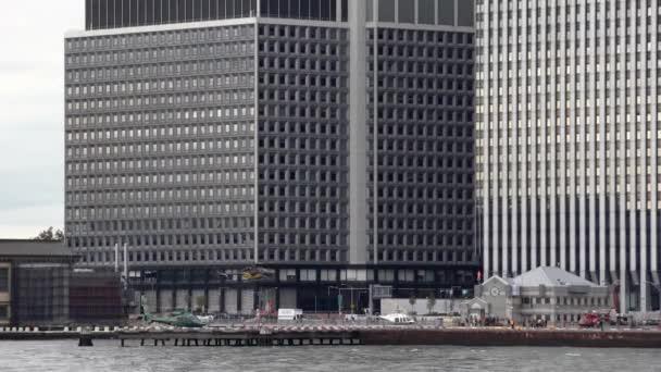 Manhattan New York Usa Října 2019 Vrtulník Přistává Odlétá Helipadu — Stock video