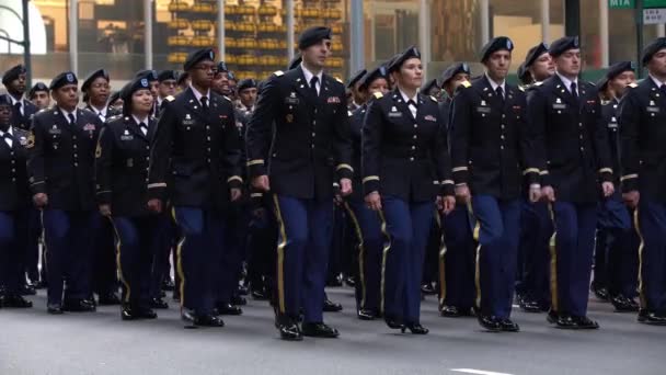 Manhattan Nueva York Noviembre 2019 Desfile Del Día Los Veteranos — Vídeos de Stock