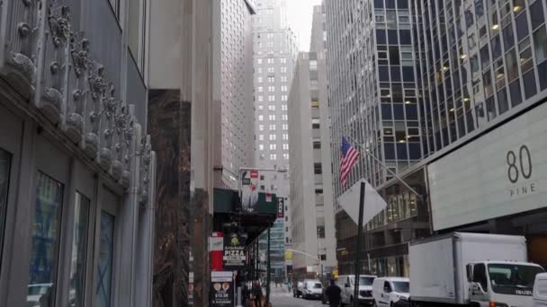 Manhattan New York Usa Oktober 2019 Steegje Met Wolkenkrabber — Stockvideo