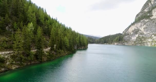 Pragser Wildsee Pustertal Tirol Del Sur Aérea Del Lago Hermoso — Vídeos de Stock