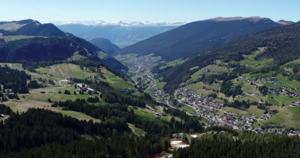 Aérea Val Gardena Valle Del Tirol Del Sur Destino Turístico — Vídeo de stock