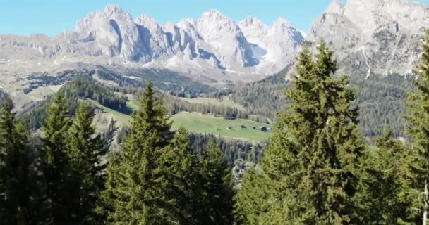 Aérea Las Montañas Dolomitas Val Gardena Tirol Del Sur Hermosa — Vídeo de stock