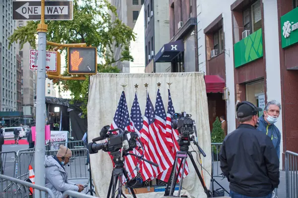 Manhattan Usa Listopad 2021 Podium Paradzie Weteranów Manhattanie Kamery Przodu — Zdjęcie stockowe