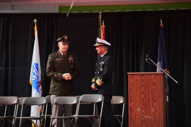 Manhattan, ABD - 11. Kasım 2021: New York 'taki Gaziler Günü Geçit Töreni' nde ordu yetkilileri