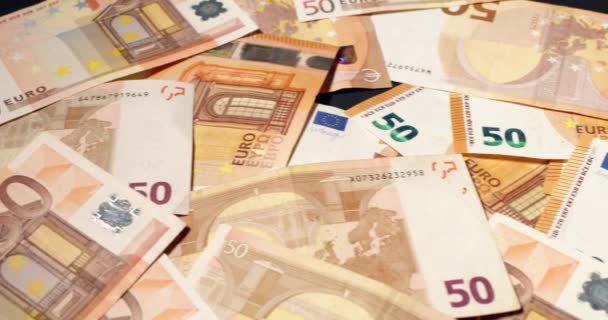 Distribuye Billetes Euros Nuevo Antiguo Diseño Billetes Cincuenta Euros Moneda — Vídeo de stock